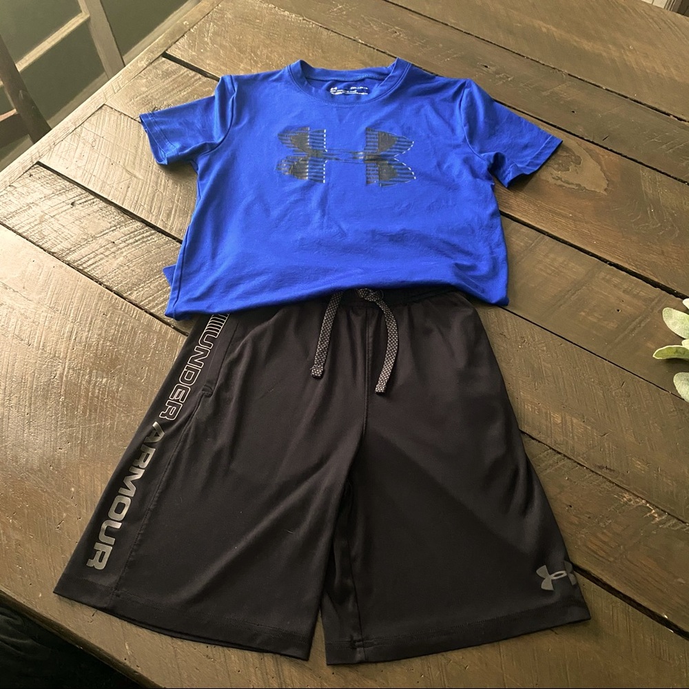 Bundle of Youth Boys Size M Short/Shirt Set